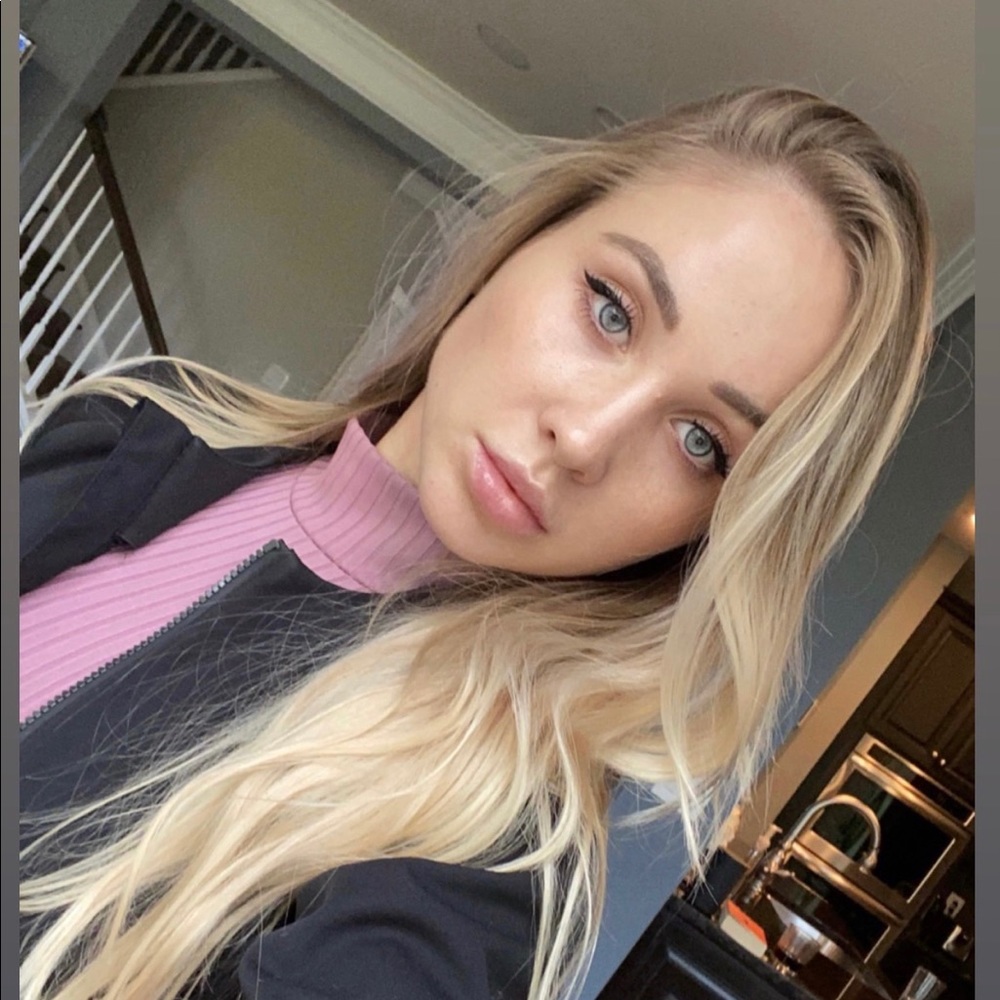 Meet your Posher, Lana